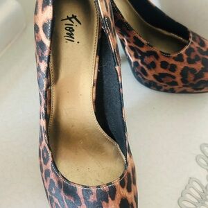 FIONI Clothing Animal Print Heels